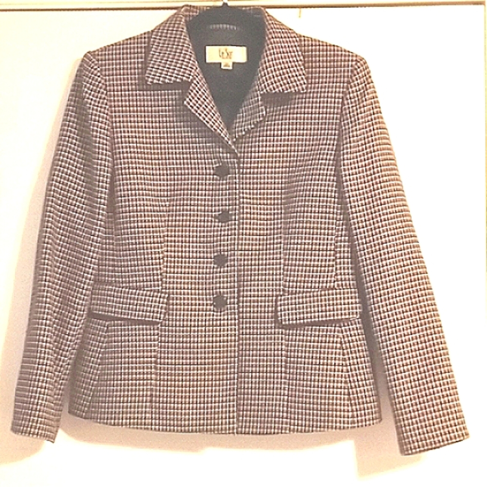 Le Suit Petite Houndstooth Pattern Jacket in Size 10P